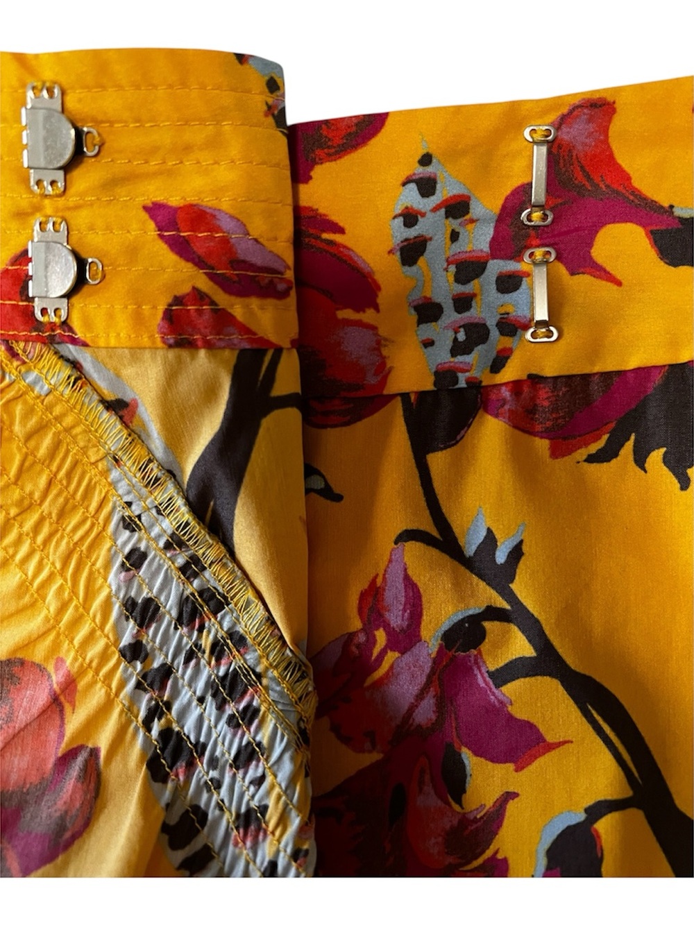 A.L.C. Hampton Yellow Floral Print Poplin Wrap Mini Skirt Sz 0 - Picture 6 of 12